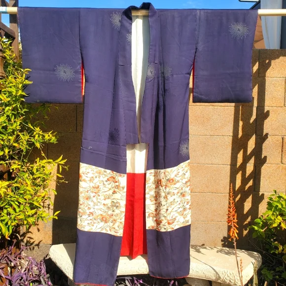 VINTAGE JAPANESE HANDSTITCHED TRADITIONAL SILK KIMONO - Picture 1 of 4